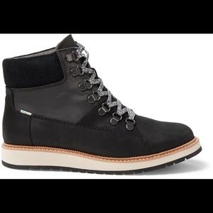Toms Mesa Boot sz 9